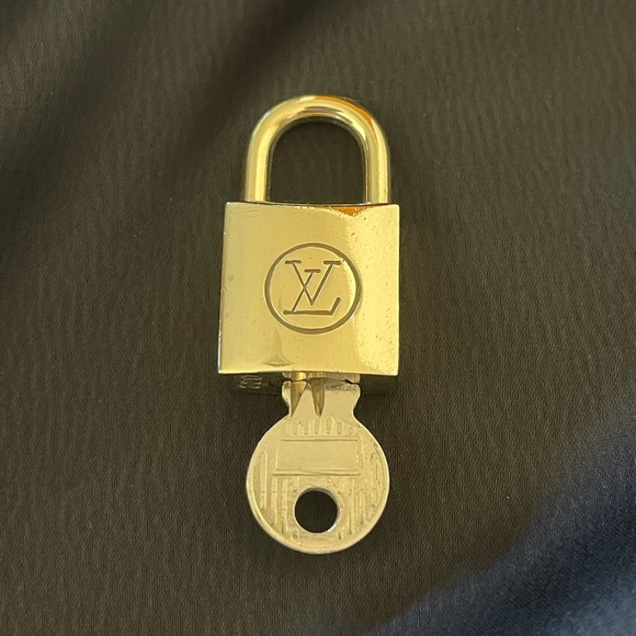 Louis Vuitton Accessories - Vintage Louis Vuitton Lock And Key #220